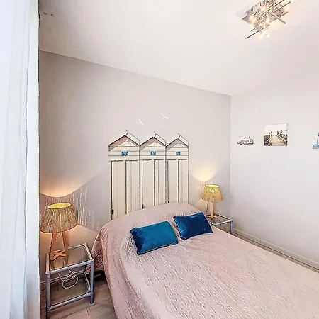 아파트 Montreuil-3 By Interhome *